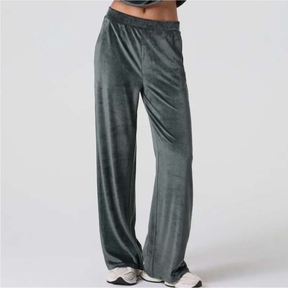 Vuori Haven Wide Leg Lounge Pants Aspen Green Sz L